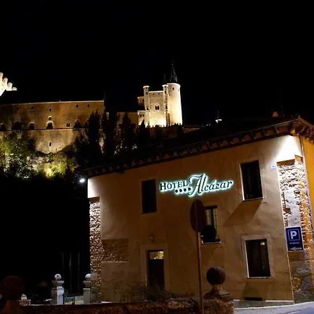 Hotel Alcazar 4*